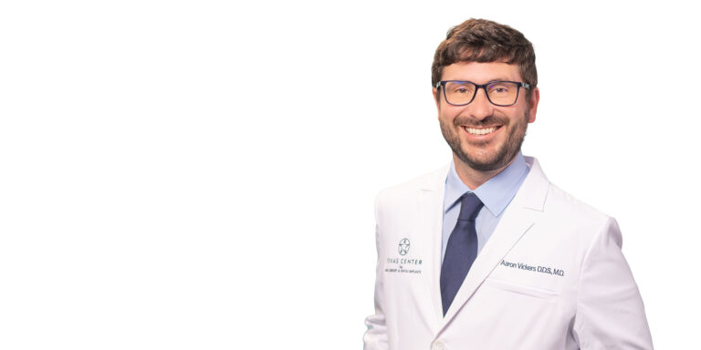Dr Aaron Vickers, DDS, MD